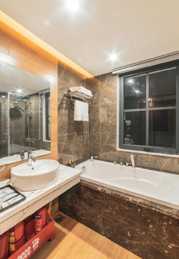 La Dolce Vita Hạ Long-öböl Kültér fotó